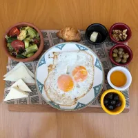 FİT KAHVALTI-SAHANDA YUMURTA